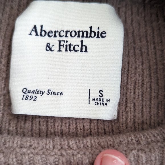 Abercrombie and Fitch women's small oversized striped sweater - Picture 3 of 4